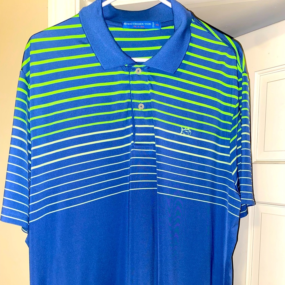 Southern Tide size XL